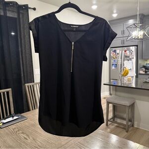 Express Black V-Neck Short Sleeve Blouse with Gold Zip